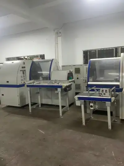 KOLBUS HD130 Three Knife Trimmer